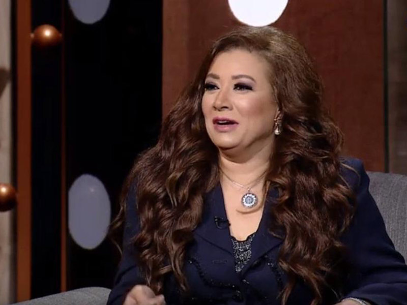 اضغط لمشاهدة الفيديو: هجوم عنيف من الفنانة "انتصار" على الفنان "محمد رمضان"